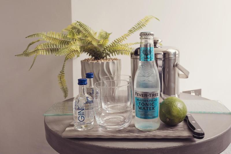 Tweed Suites image 4