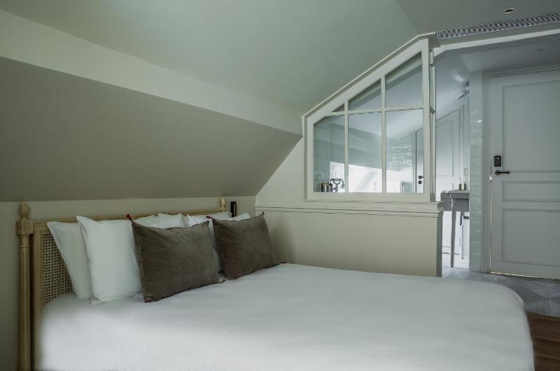 Superior Double Room image 2