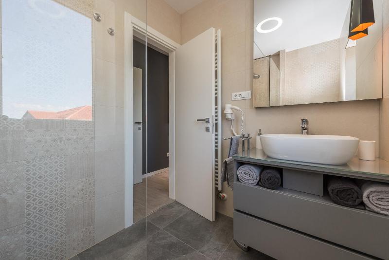 Deluxe Two Bedroom Apartment with Balcony image 3