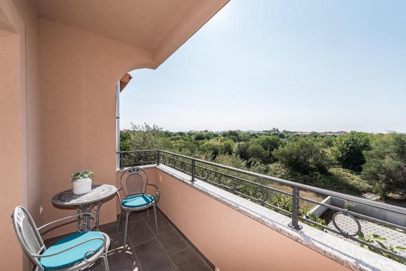 Two Bedroom Apartment with Terrace and Balcony image 3