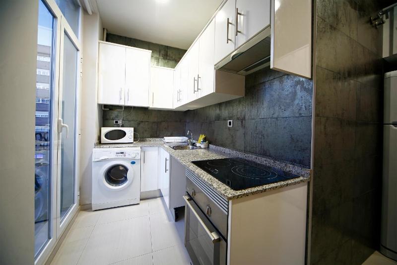 Two-Bedroom Apartment with Terrace image 3