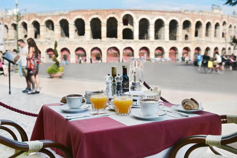 Fratta5 Luxury Apartment - image 2