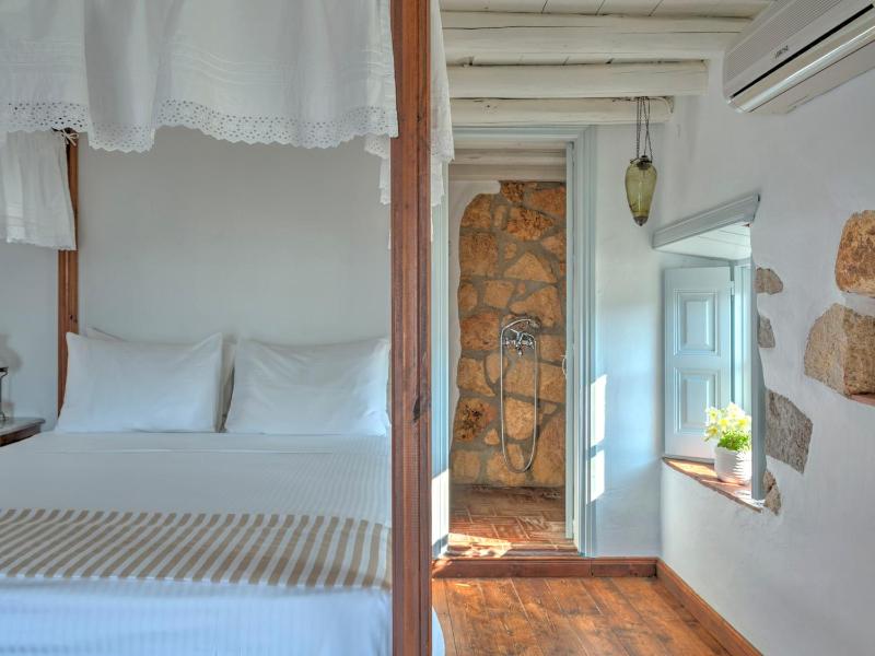 Three-Bedroom Villa image 2