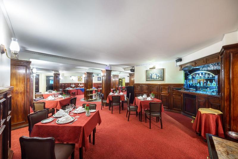 Ritz Apart Hotel - image 8