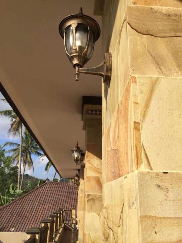 Saka Boutique Hotel - image 10