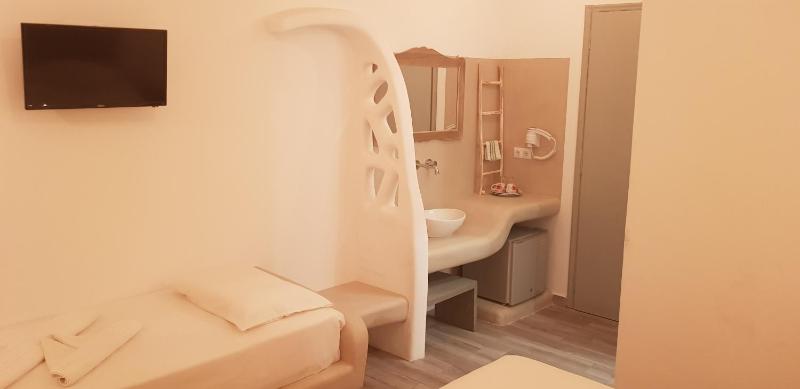 Superior Double Room image 4