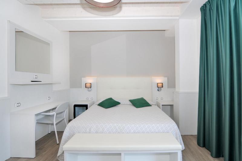 Hotel Austria - image 35