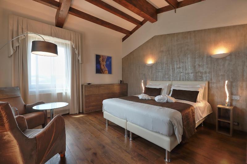 King Suite image 1