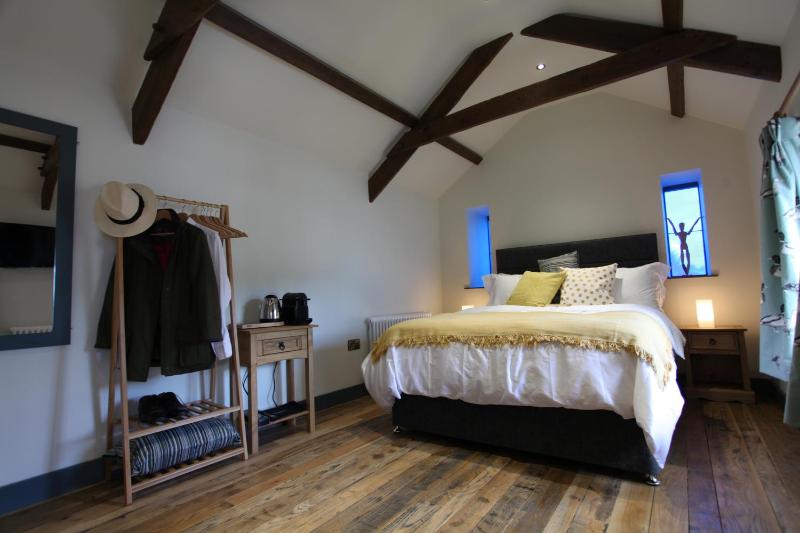 Superior Apartment image 4