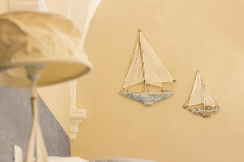 Deluxe Suite image 2
