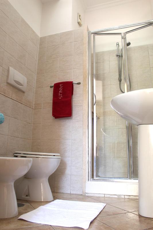 Superior Triple Room image 2