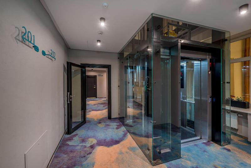 Artagonist Art Hotel - image 10
