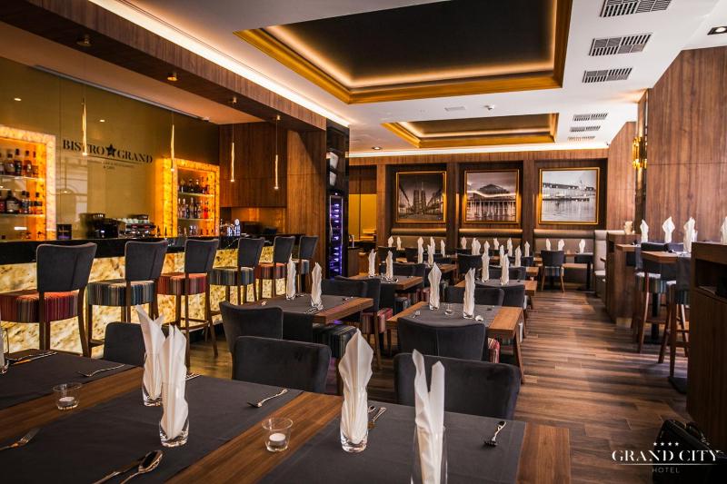 Hotel Grand City Wrocław - image 8