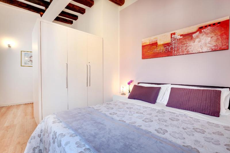 Botteri Palace Apartments by Wonderful Italy - image 9