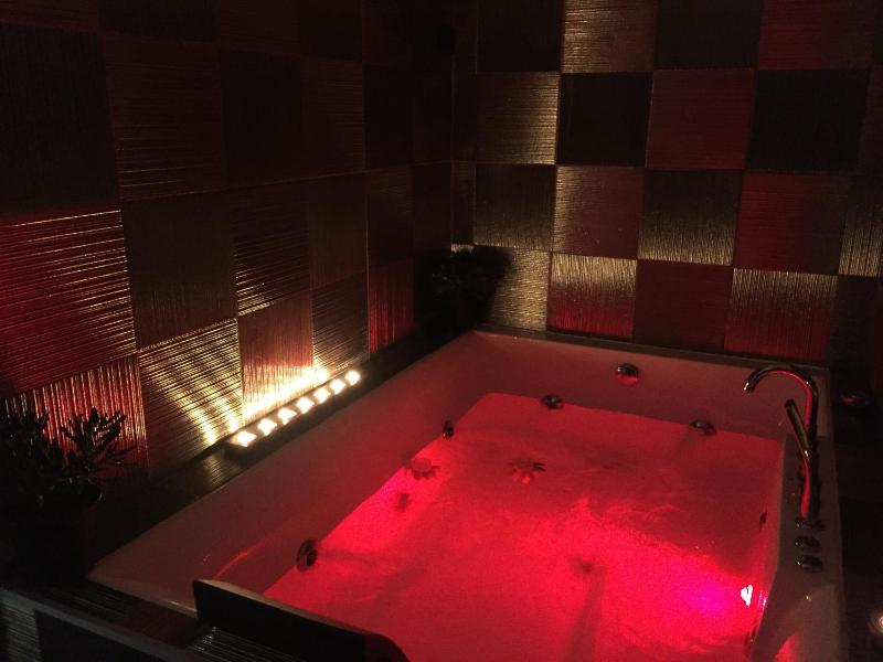 Spa Suite image 2