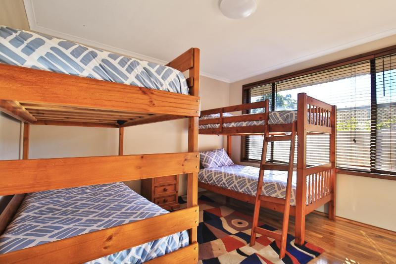 Sandy Toes Beach House Jervis Bay - 2min to Beach - image 25