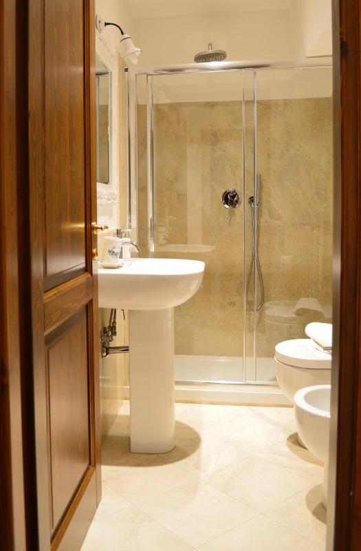 Standard Apartment image 2