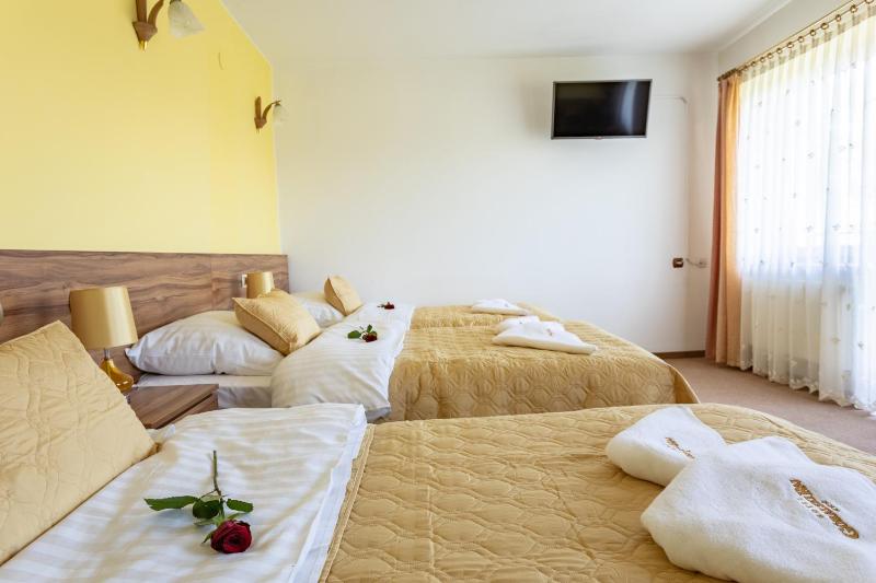 Triple Room image 3