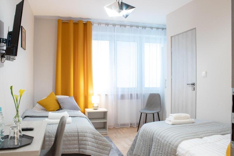 Deluxe Double Room with Shower image 1