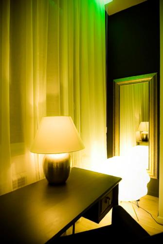 Single Room image 4