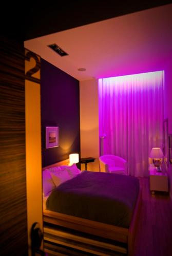 Single Room image 3