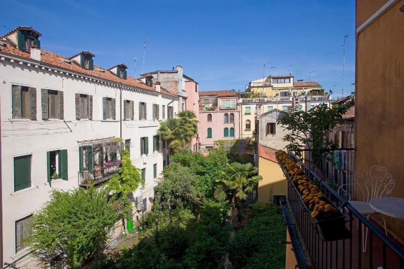 Junior Suite image 2