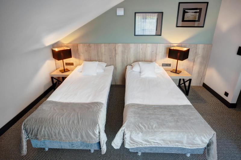 Double Room image 4