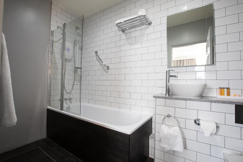 Single Room image 3