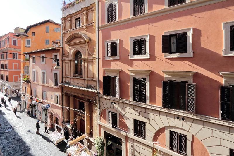 Apartment with Balcony image 2