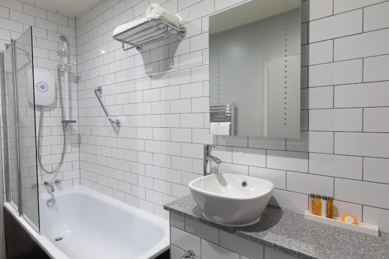 Single Room image 2