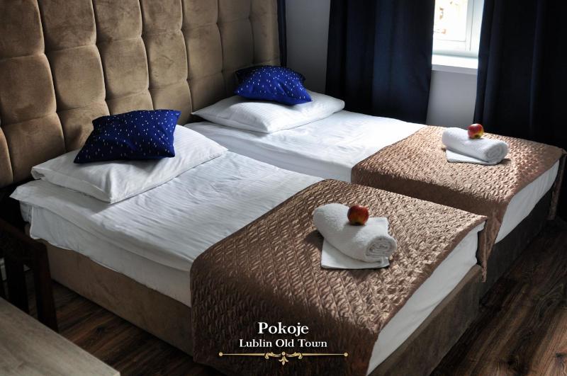 Lublin Old Town Rooms - image 22
