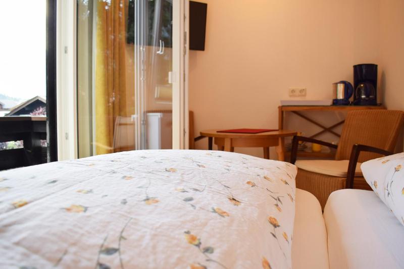 Double Room image 1