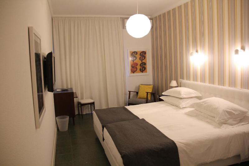 Double Room - Ground Floor image 2