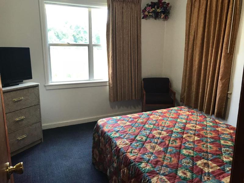 Three-Bedroom Suite image 3