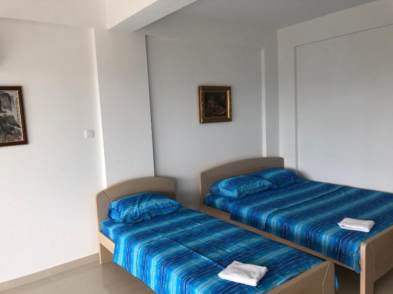 Deluxe Triple Room with Sea View image 1