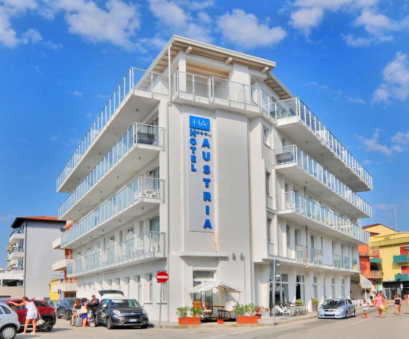 Hotel Austria - image 34