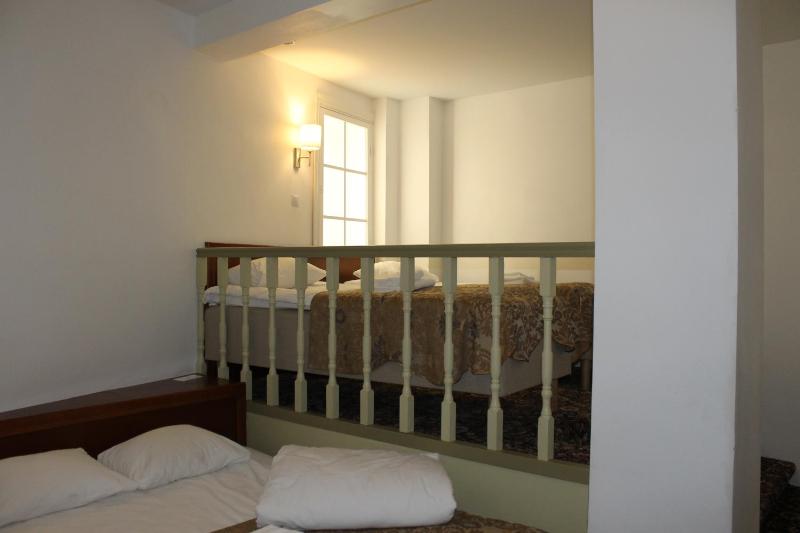 Family Room image 4