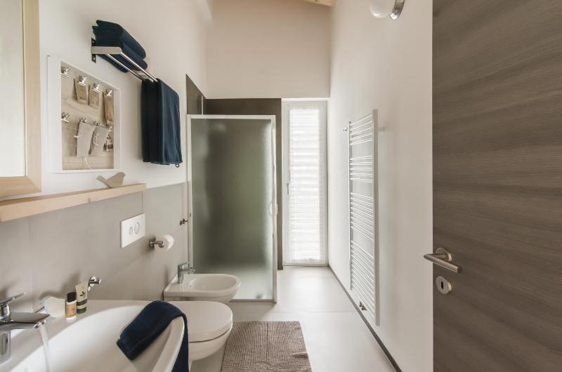 Family Suite with Balcony image 4