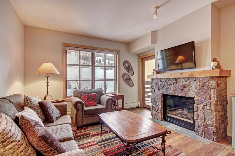 One-Bedroom Apartment image 1