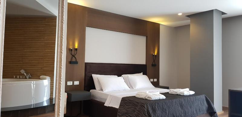 Presidential Suite image 2