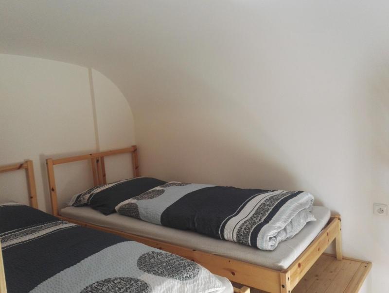 Apartment (6 Adults) image 3