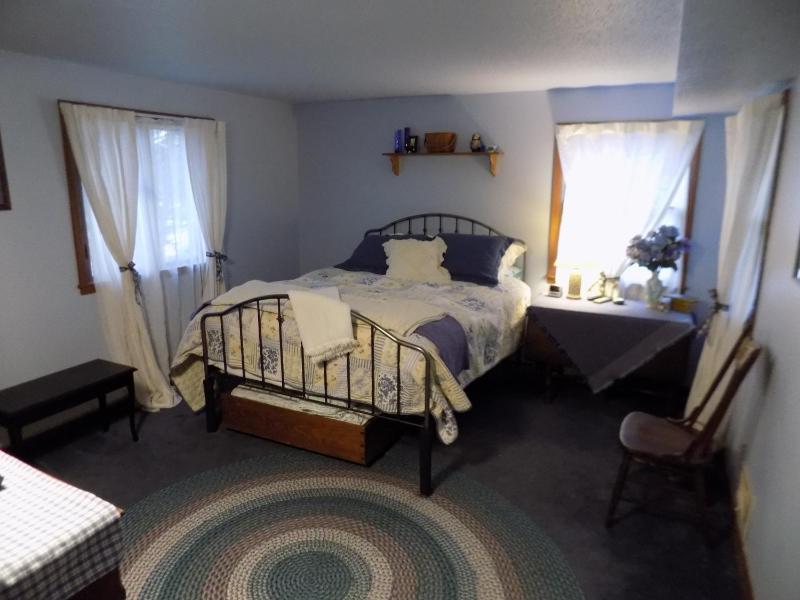 Queen Room with Sea View image 4