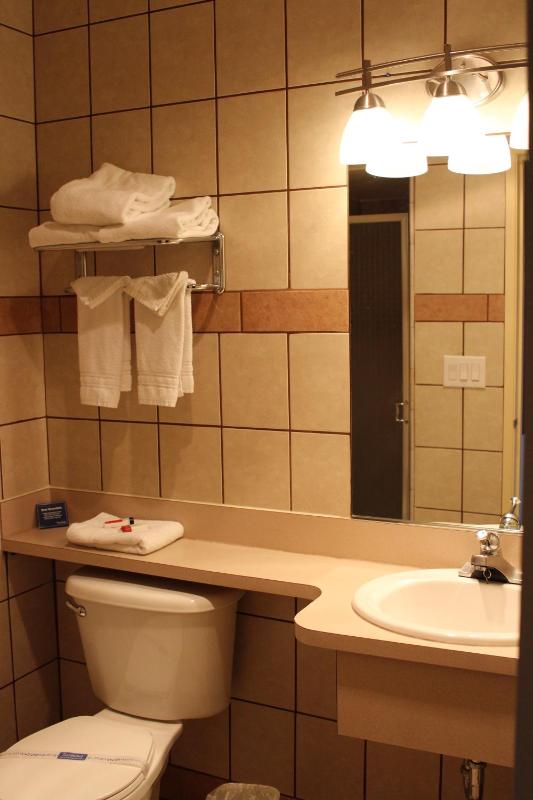 Double Room with Two Double Beds - Non-Smoking image 2