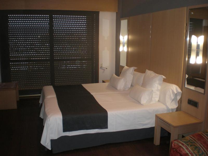 Hotel Faro Salazón - image 27