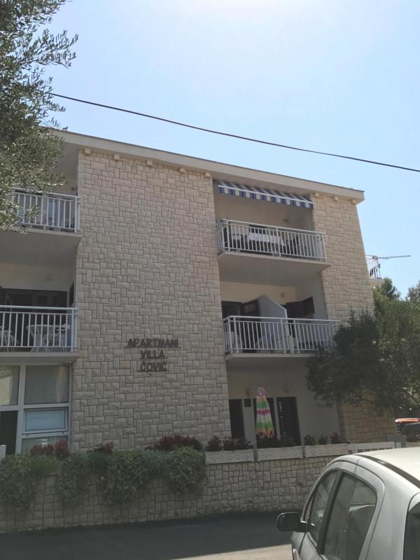 Apartment with Sea View image 1
