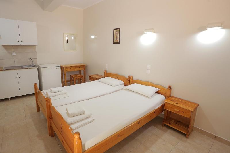 Comfort Quadruple Room image 4