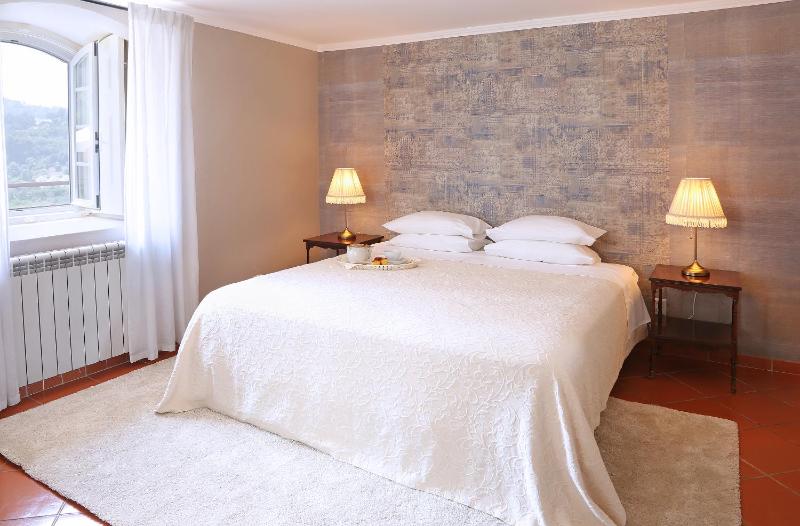 Eugaria Country House by Lost Lisbon - image 8
