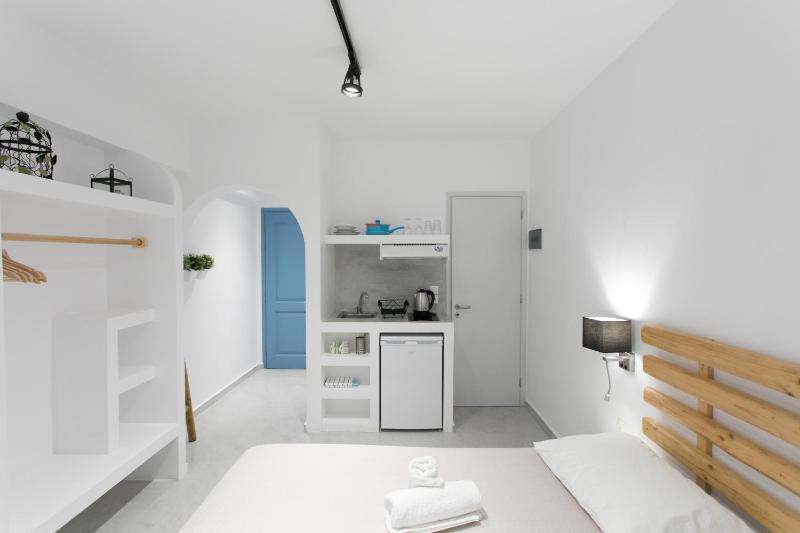 Studio (2 Adults) image 1