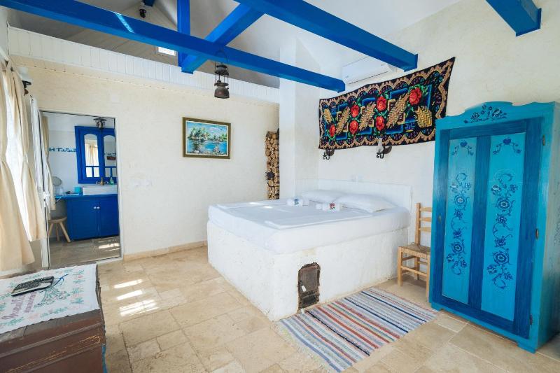 Bungalow (2 Adults) image 2