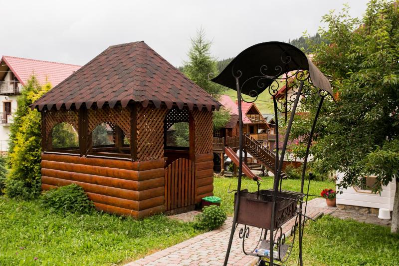 Chalet image 3
